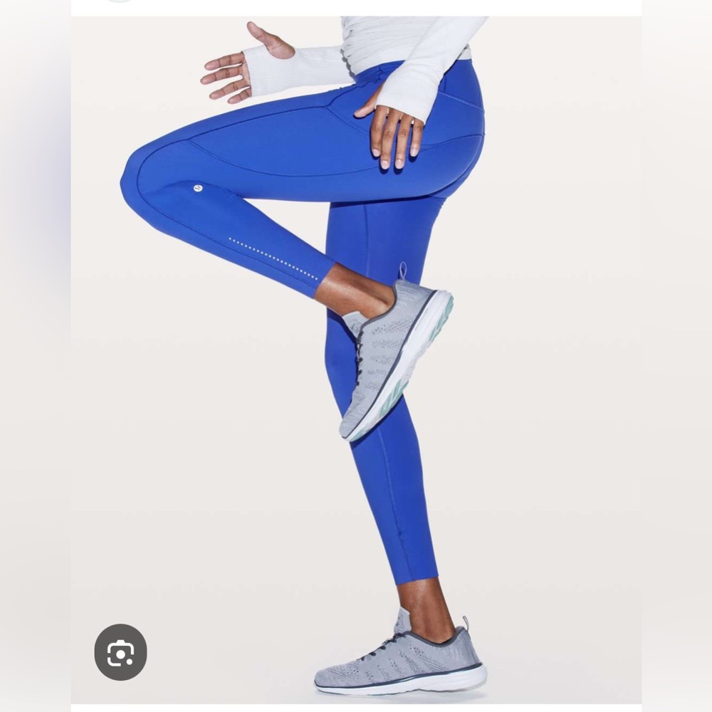 Lululemon sz 8 blue running tights leggings reflective detailing, pockets